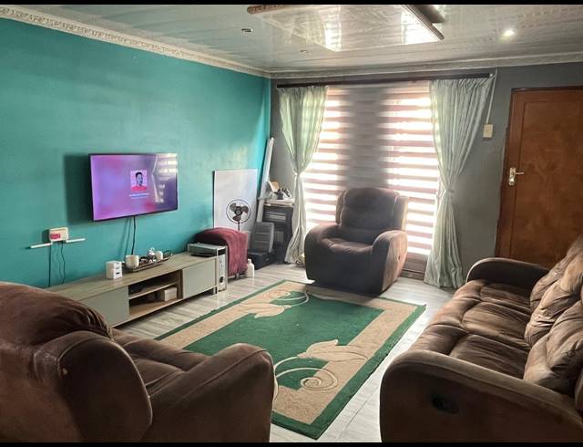 2 BEDROOM HOUSE FOR SALE IN MOTHERWELL NU 6